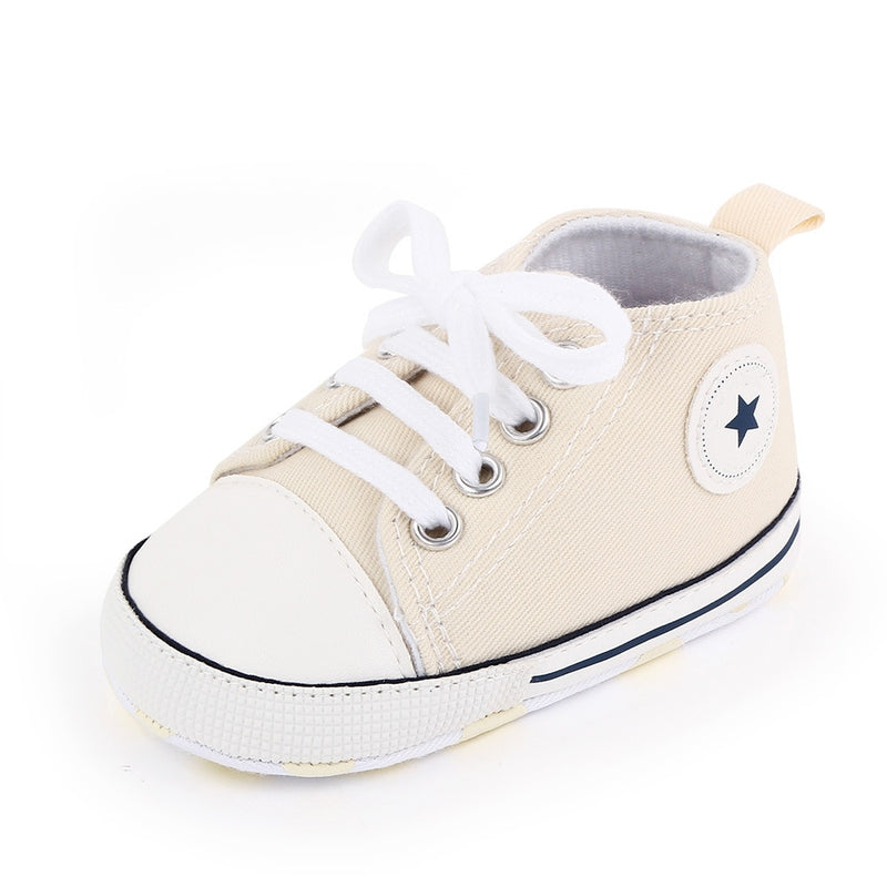 Tênis infantil para bebês estilo All Star: pezinhos na moda, mas com conforto!