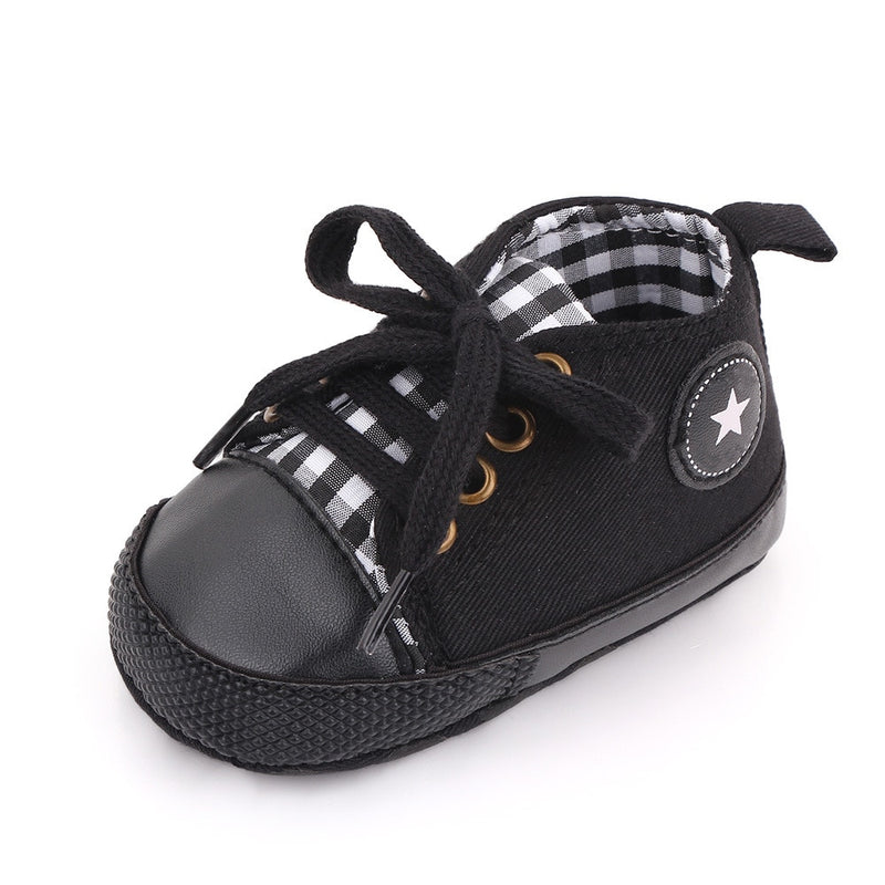 Tênis infantil para bebês estilo All Star: pezinhos na moda, mas com conforto!