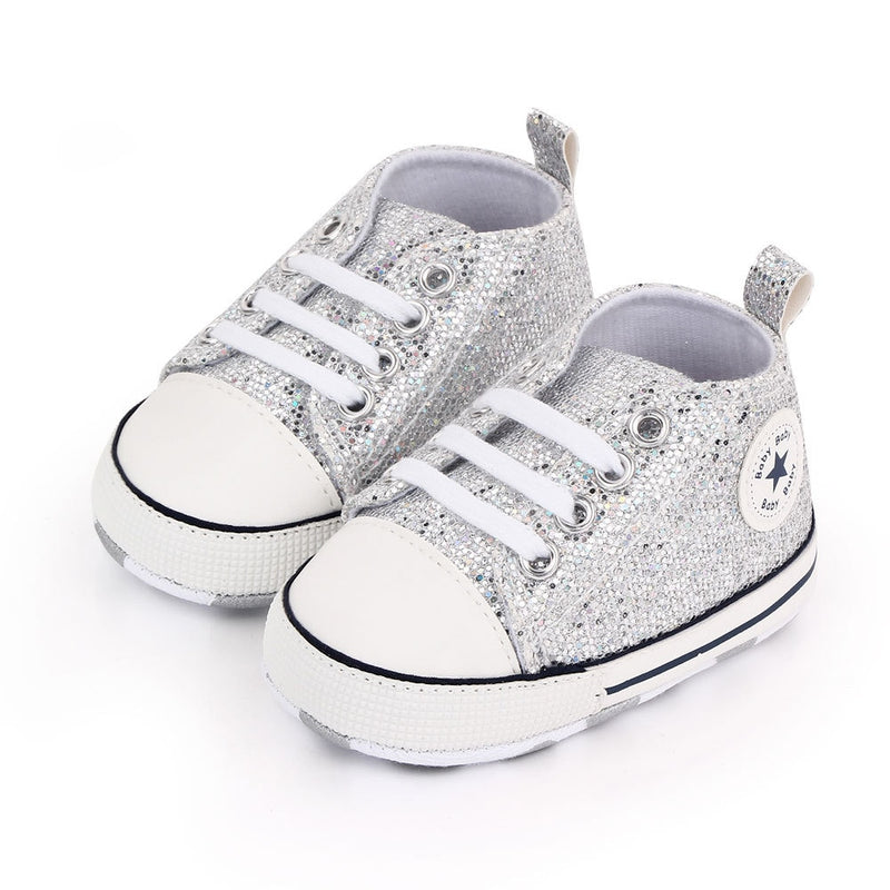 Tênis infantil para bebês estilo All Star: pezinhos na moda, mas com conforto!